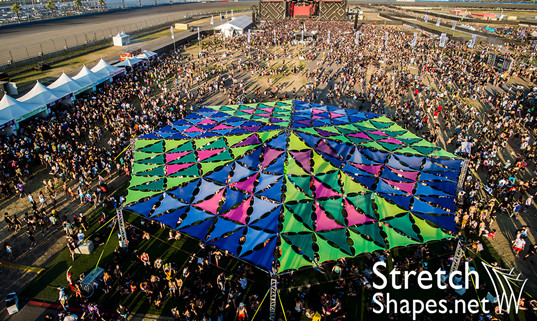 Stretch Shapesâ€™ Shade Structures Featured at HARD Summer Music Festival