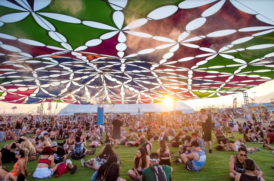 HARD Summer Music Festival Features Stretch Shapes' Shade Structures